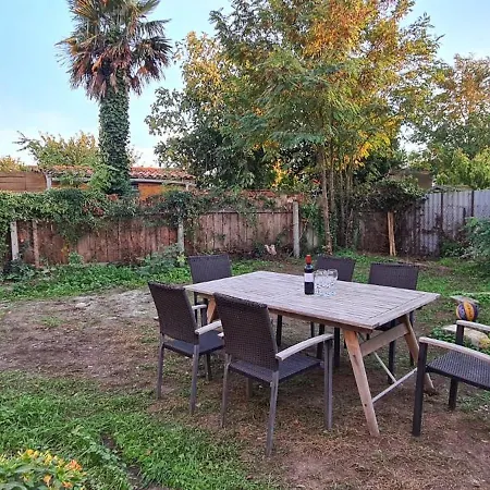 Maison De Charme - La Rochelle - Ile De Re - Гостевой дом Ла-Рошель